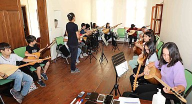 Talas'ta gençler için müzik yolculuğu başlıyor