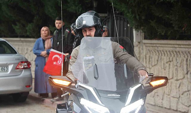 Tam 3 bin 707 kilometre: Motosikletle umreye gitmek için yola çıktı