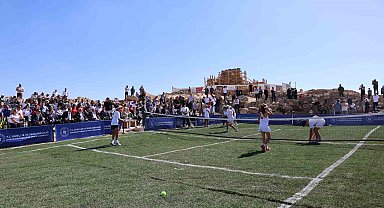Tarih ve tenis buluştu: "1. Zerzevan Cup" lansmanı tarihi Roma garnizonunda yapıldı