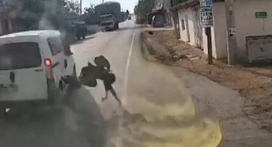 Tekirdağ'da hafif ticari araç çocuğa çarptı