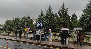 Tekirdağ'da tabela var, durak yok: Vatandaş tepkili