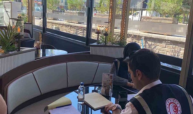 Ticaret Bakanlığı Aksaray'daki fahiş fiyatlı su satışına karşı harekete geçti: Ülke genelinde kafe denetimi yapıldı