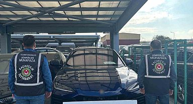 Ticaret Bakanlığı'ndan 288 milyon liralık lüks araç operasyonu