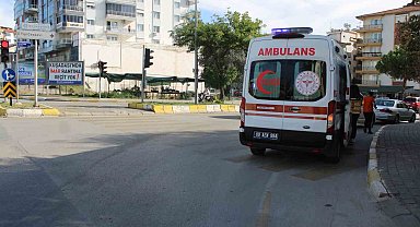 Ticari araç ile motosiklet çarpıştı: 1 yaralı