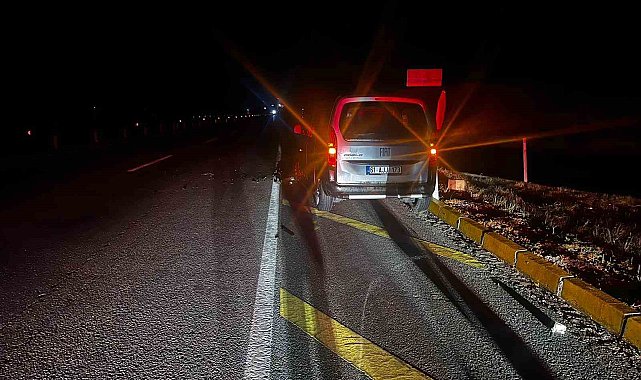 Tırla hafif ticari aracın çarpıştığı kazada 2 kişi yaralandı