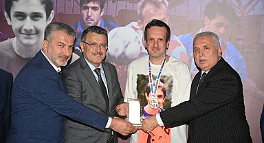 Trabzon'da futbolun kalbi Emir Yuşa için attı