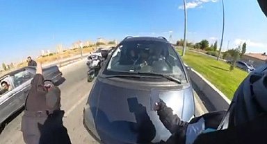Trafikteki kavgada gözaltına alınan 2 şahıs serbest bırakıldı