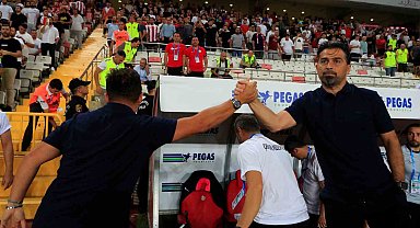 Trendyol Süper Lig: Antalyaspor: 1 - Çaykur Rizespor: 2