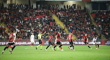 Trendyol Süper Lig: Gaziantep FK: 3 - Antalyaspor: 2