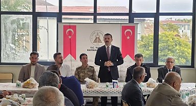 Tutak İlçe Kaymakamı Coşkun, muhtarlarla buluştu