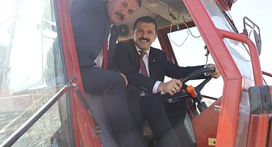 Tutak'ta şeker pancarı hasadı başladı