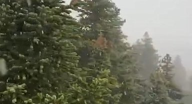 Uludağ'da ilk kar yağışı böyle görüntülendi