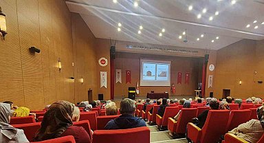 Umreye gidecek olan vatandaşlara yönelik hazırlık semineri düzenlendi