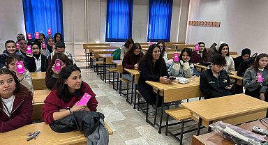 Üniversite öğrencilerine şiddetle mücadele anlatıldı