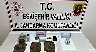 Uyuşturucu bulunduran 2 şüpheli hakkında soruşturma başlatıldı