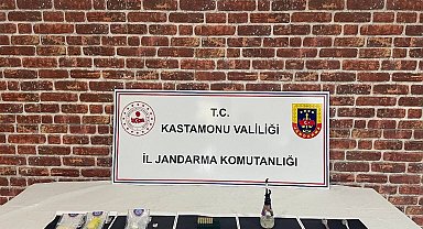 Uyuşturucu operasyonunda yakalanan 4 sanığa 8 yıl 4 ay hapis cezası