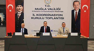 Vali Akbıyık'tan eski tip sürücü belgesi uyarısı