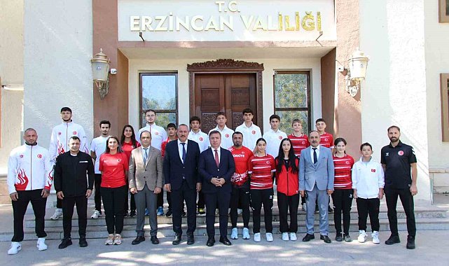 Vali Aydoğdu, sporcuları makamında ağırladı