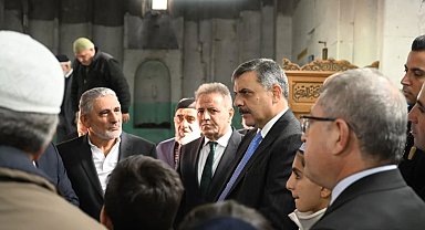 Vali Çiftçi, Taş Camide incelemelerde bulundu