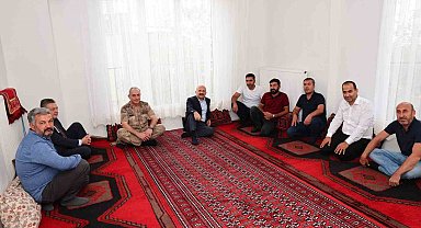 Vali Osman Varol, köy evlerini ziyaret etti