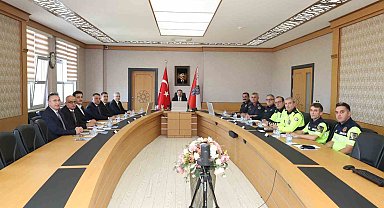 Vali Tavlı: "Yollardaki işaretlemeler standartlara uygun hale getirilecek"