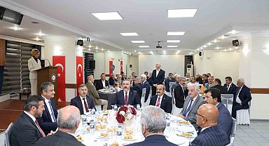 Vali Yavuz muhtarlarla bir araya geldi