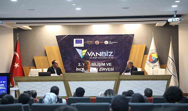 Van Bilişim ve İnovasyon Zirvesi büyük ilgi gördü