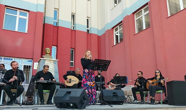 Van Büyükşehir Belediyesinden unutulmaz konser