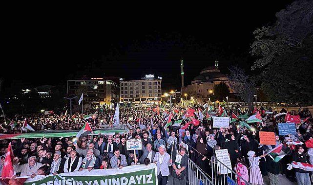 Van'da binlerce kişi Gazze için yürüdü