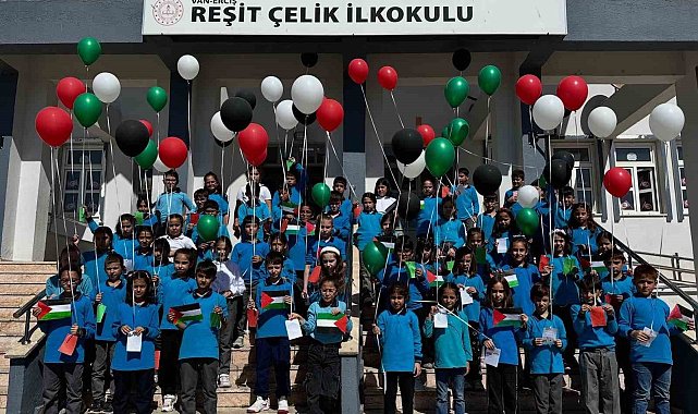 Van'da öğrenciler Filistin için tek yürek oldu