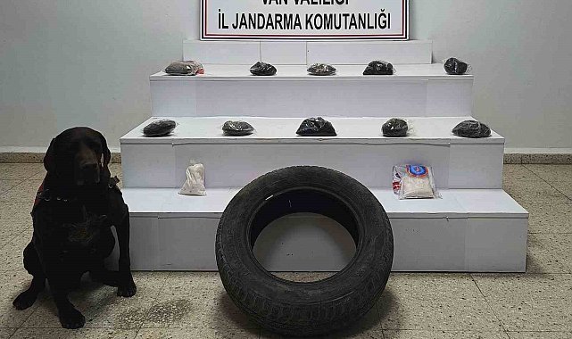 Van'da otomobil lastiğinde 6 kilo uyuşturucu ele geçirildi