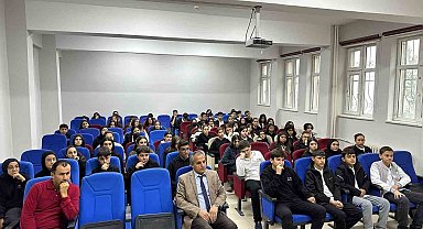 Van'da "5 Soru ve 5 Cevap" konferansı