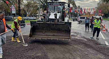 Vatan Caddesi'nde İBB'nin yaptığı yol çalışması çöktü, Fatih Belediyesi ekipleri anında müdahale etti