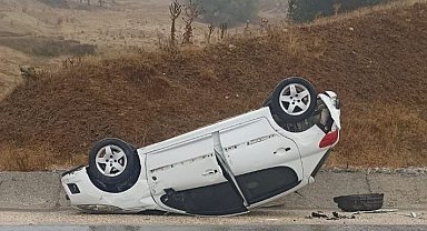 Yağış beraberinde kazayı getirdi; 2 kişi yaralandı