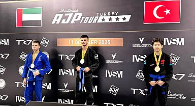 Yakın Doğu Koleji öğrencisi Deniz Turan'dan, AJP Türkiye Jiu-Jitsu Şampiyonası'nda 2 madalya