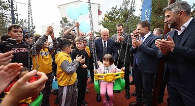 Yakutiye Belediyesi'nden üniversiteye örnek çocuk parkı