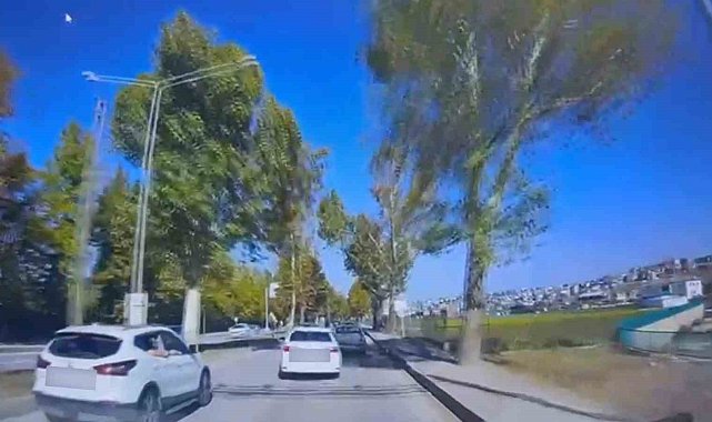Yalova'da makaslar atarak trafiği tehlikeye sokan sürücüye ceza