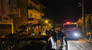 Yalvaç'ta 3 katlı binada korkutan yangın