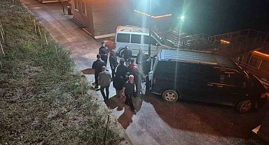 Yangın sonrası 28 kişi Karabük Belediyesi misafirhanesine yerleştirildi