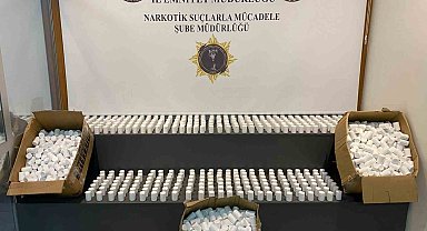 Yatak odasına istiflenmiş 103 bin adet uyuşturucu hap ele geçti