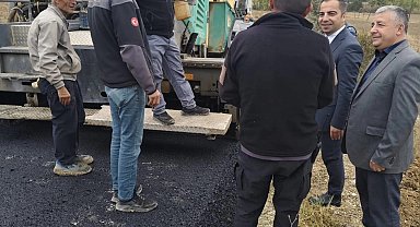 Yenipazar'da yol çalışmalarına Kaymakam Uçar'dan destek