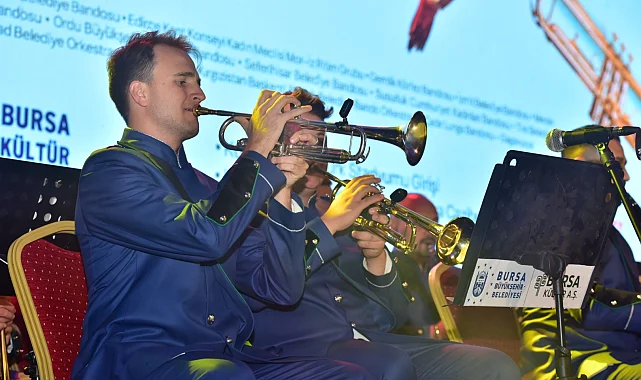 'Yeşil Bursa Uluslararası Bandolar Festivali'na coşkulu start