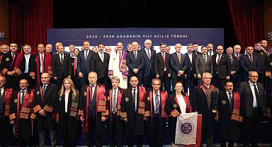 YÖK Başkanı Özvar'ın katılımıyla gerçekleşen 2025-2026 akademik yılı büyük bir coşkuyla başladı