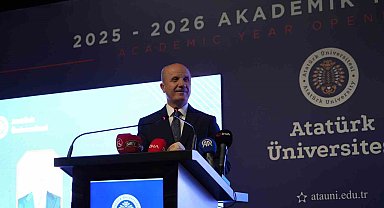 YÖK Başkanı Prof. Dr. Özvar: "Artık yaz okullarında üst sınıflardan da ders alınabilmeli"