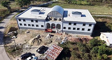 Yufkadan fındığa, gönülden tuğlaya: Kaynarca halkı Kur'an Kursu için el ele