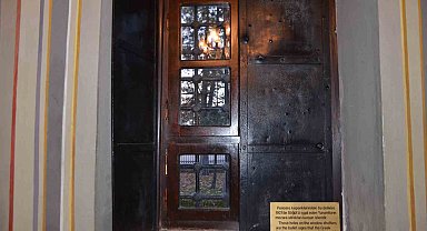 Yunan işgalinin izleri hala Ertuğrulgazi Türbesi'nde duruyor