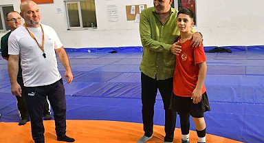 Yunusemreli güreşçi milli takım kampına davet edildi