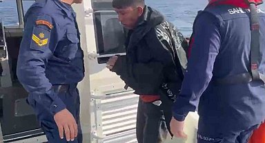 Yüzerek Yunanistan'a geçmeye çalıştı