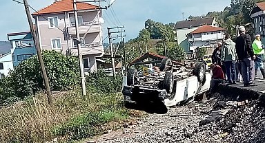 Zonguldak'ta İl Özel İdare aracı bahçeye uçtu; 1 yaralı