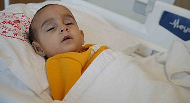 14 aylık Hamza Tuğra ilk kez duydu